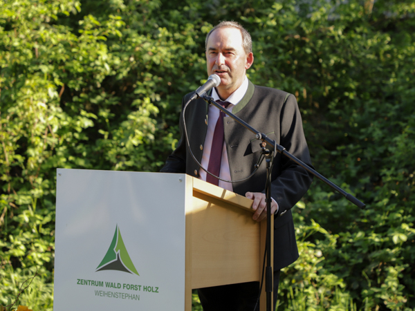 Grußwort von Wirtschaftsminister Hubert Aiwanger am Jahresempfang des Zentrums Wald-Forst-Holz Weihenstephan, Foto: C. Josten, ZWFH