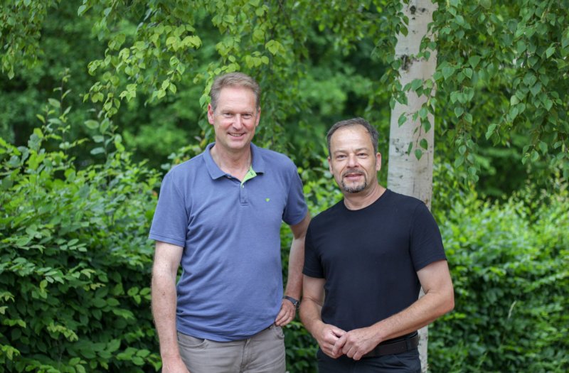 Natur- und Tierfilmer Jan Haft (rechts) mit Professor Volker Zahner, HSWT. Foto C. Josten, ZWFH