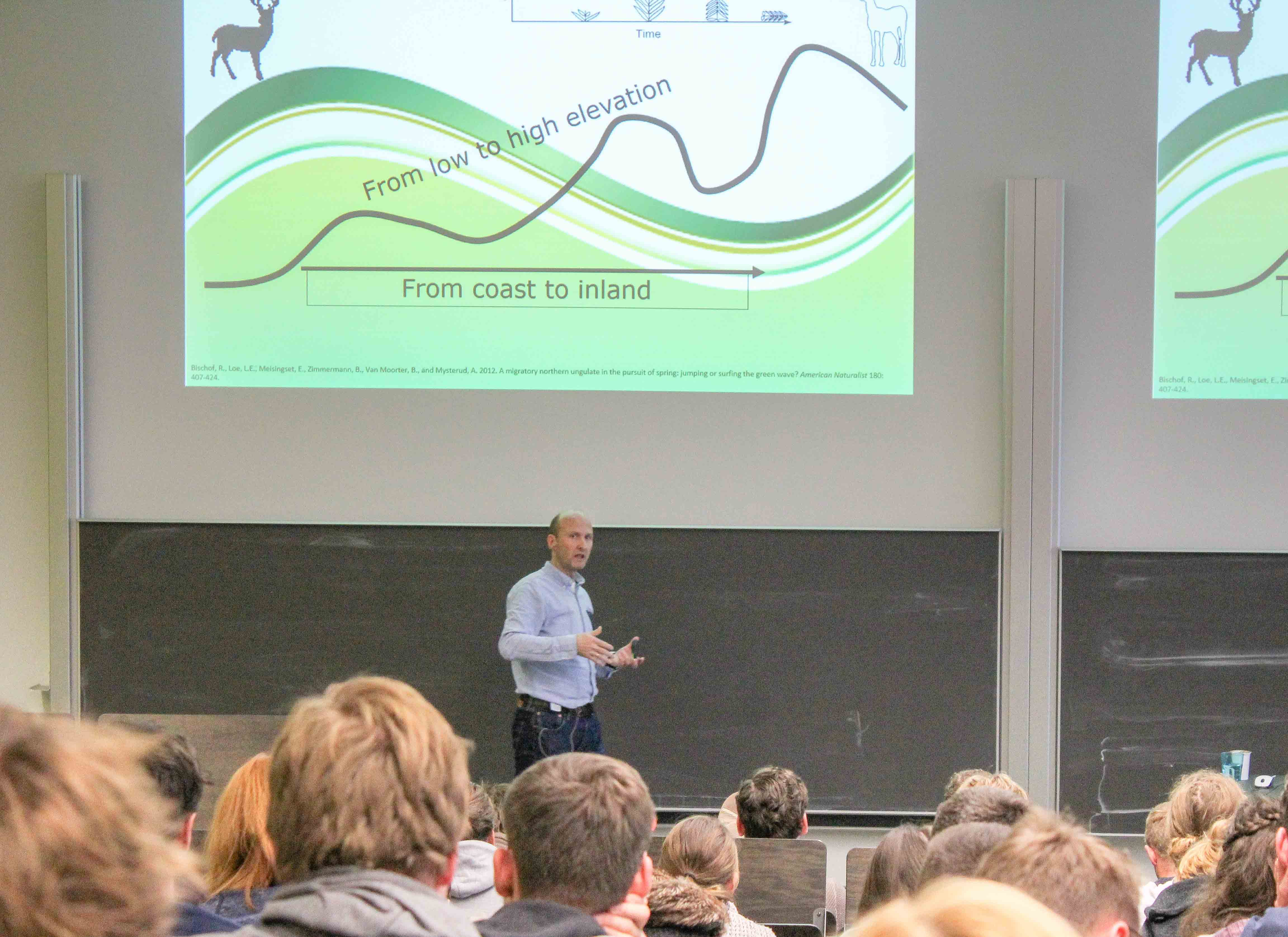 Professor Mysterud bei seinem öffentlichen Gastvortrag beim Arbeitskreis Wildtiere Weihenstephan. Foto: F. Holland, ZWFH