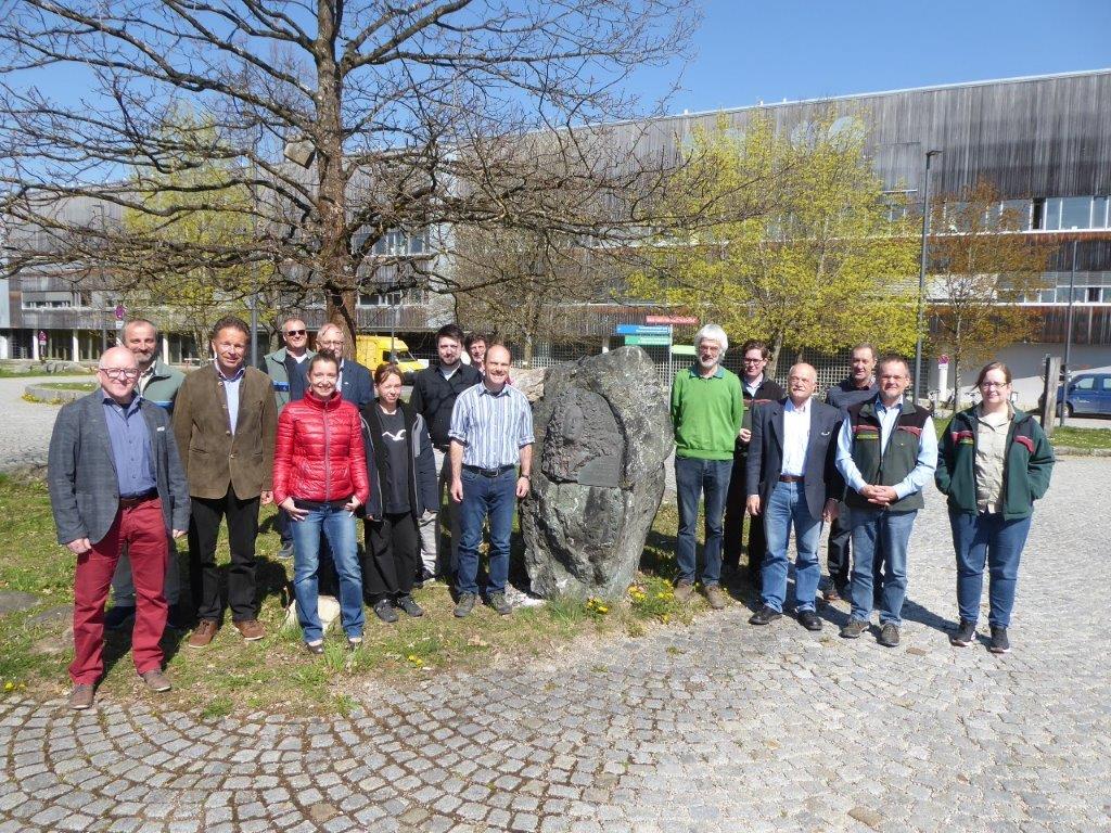 Teilnehmerinnen und Teilnehmer der Tagung AG Gastbaumarten. Foto. J. Hamberger