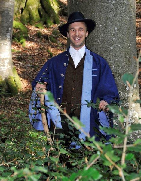 Nikolas Fröhlich ist der Deutsche Baumkönig 2022 und Botschafter der Rotbuche, dem Baum des Jahres. Foto: J. Kovacs  