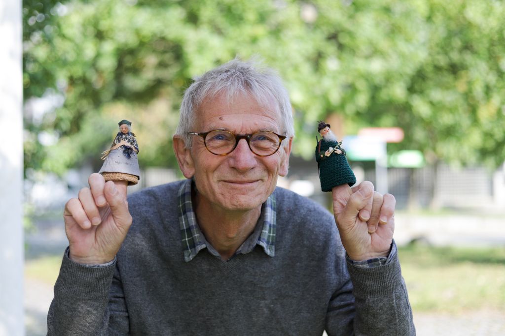 Prof. Dr. Michael Suda mit Klaubfrau und Förster. Foto C. Josten, ZWFH Prof. Dr. Michael Suda C. Josten ZWFH IMG 1062 2