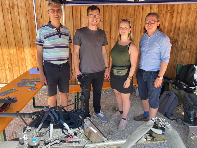 Prof. Dr. Axel Göttlein und Anne Meinhold mit Team. Foto: C. Josten, ZWFH IMG 0802 5